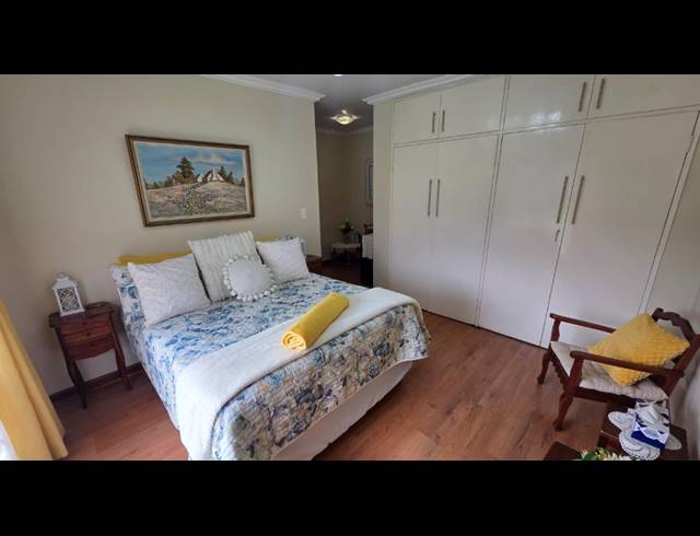 5 BEDROOM HOUSE FOR SALE IN BRACKENHURST